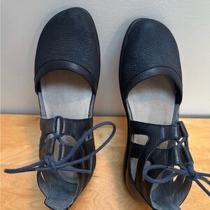 Naot Kata Shoes Size 37 Medium